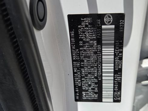 Used 2025 Toyota Camry LE FWD image 22