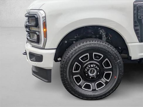 New 2026 Ford F250 Platinum AWD/4WD image 10
