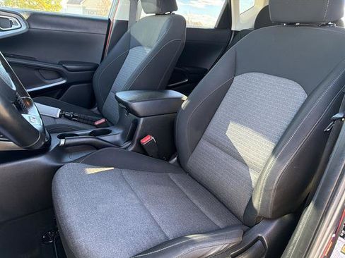 Used 2020 Kia Soul GT-Line image 13