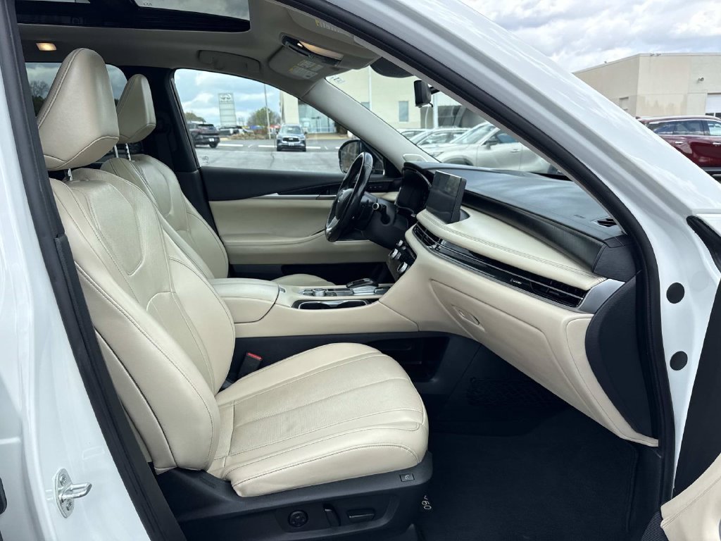 Certified 2023 INFINITI QX60 Sensory w/ Vision Package AWD/4WD image 20