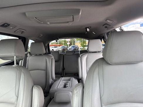 Used 2023 Honda Odyssey Touring image 25