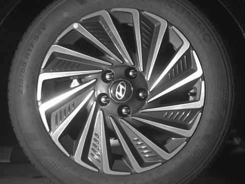 Used 2025 Hyundai Sonata SEL FWD image 15