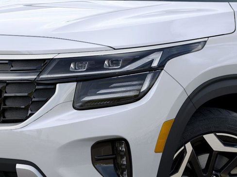 New 2026 Kia Seltos SX image 10