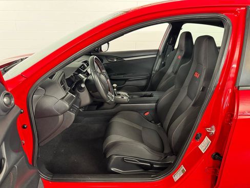 Used 2018 Honda Civic Si image 12