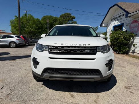 Used 2016 Land Rover Discovery Sport SE AWD/4WD image 3