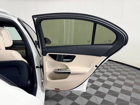 Used 2026 Mercedes-Benz C 300 Sedan image 37