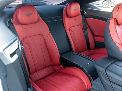 Used 2023 Bentley Continental GT Mulliner image 39