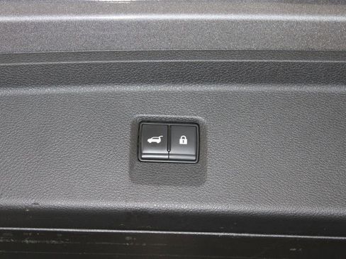 Used 2023 INFINITI QX60 Luxe FWD image 16