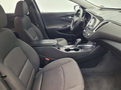 Used 2022 Chevrolet Malibu LT image 21