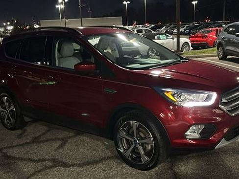 Used 2018 Ford Escape SEL image 26