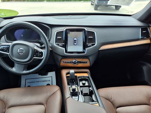 Certified 2023 Volvo XC90 B6 Plus w/ Protection Package AWD/4WD image 22