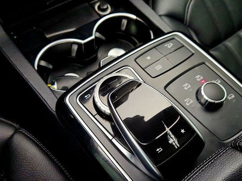 Used 2018 Mercedes-Benz GLE 350 4MATIC w/ Premium 1 Package image 16