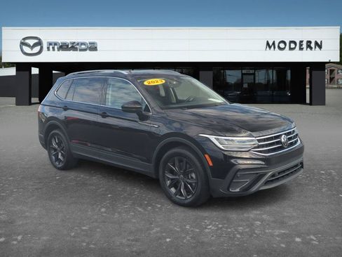 Used 2023 Volkswagen Tiguan SE FWD image 7