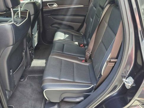 Used 2014 Jeep Grand Cherokee Overland w/ Advanced Technology Group image 30