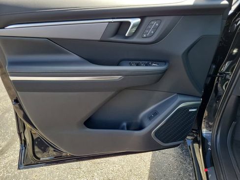 New 2026 Buick Enclave Sport Touring w/ Power Package FWD image 19