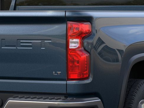 New 2026 Chevrolet Silverado 2500 LT w/ All Star Edition AWD/4WD image 11