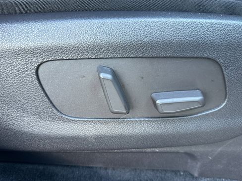 Certified 2026 Kia Carnival EX image 24