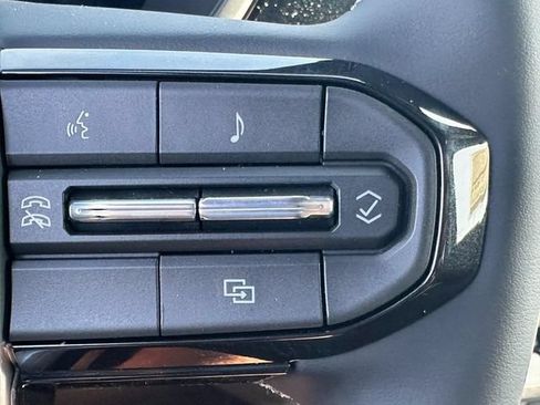 New 2026 Chevrolet Colorado W/T AWD/4WD image 12