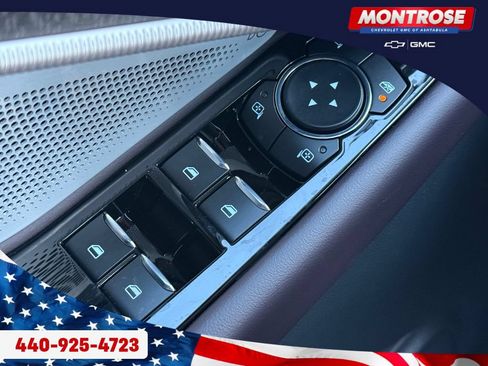 Used 2025 Ford Explorer Platinum w/ LUX Leather Package AWD/4WD image 35