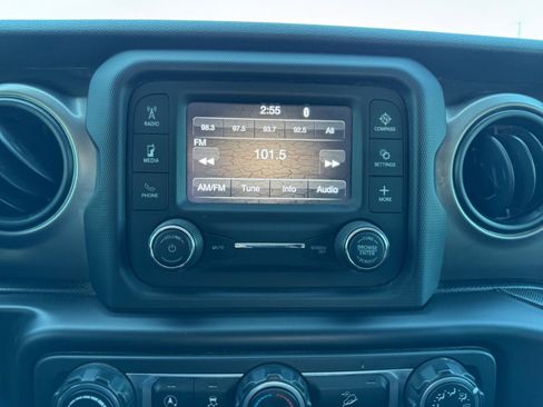 Used 2020 Jeep Wrangler Unlimited Sport AWD/4WD image 21