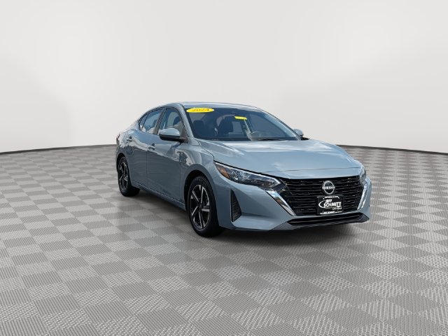 Used 2024 Nissan Sentra SV FWD image 3