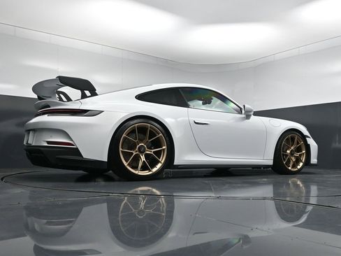 Certified 2022 Porsche 911 GT3 RWD image 25