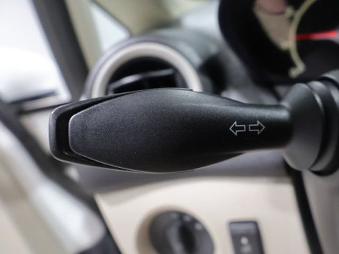 Used 2012 Ford Fiesta S FWD image 28
