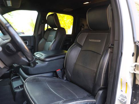 Used 2021 RAM 2500 Laramie AWD/4WD image 8