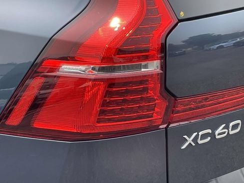 Used 2024 Volvo XC60 T8 Plus w/ Protection Package Premier AWD/4WD image 10