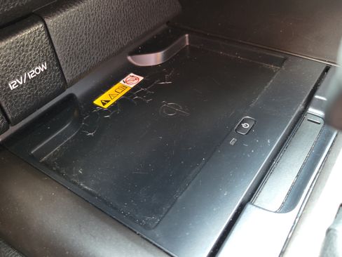 Certified 2022 Toyota Camry XSE FWD image 23