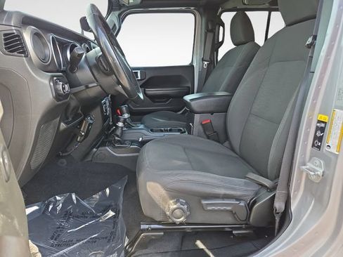 Used 2020 Jeep Gladiator Sport w/ Quick Order Package 24S AWD/4WD image 14