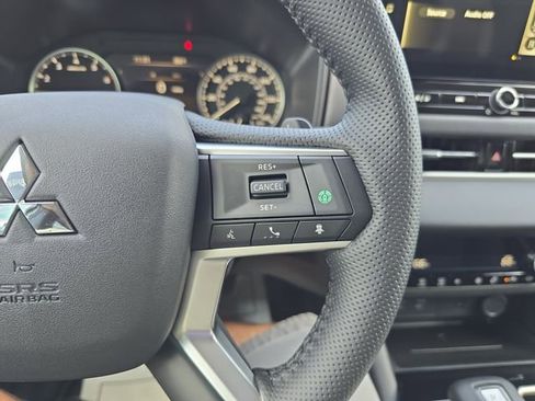 New 2025 Mitsubishi Outlander Trail Edition image 18
