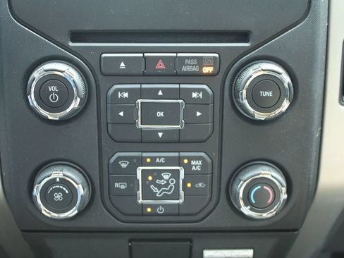 Used 2014 Ford F150 XLT w/ Equipment Group 302A Luxury RWD image 17