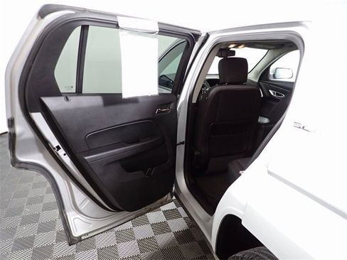 Used 2017 GMC Terrain SLE image 26