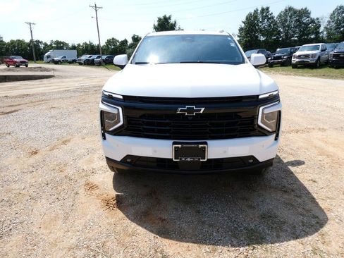 New 2026 Chevrolet Suburban RST w/ Comfort Package AWD/4WD image 8