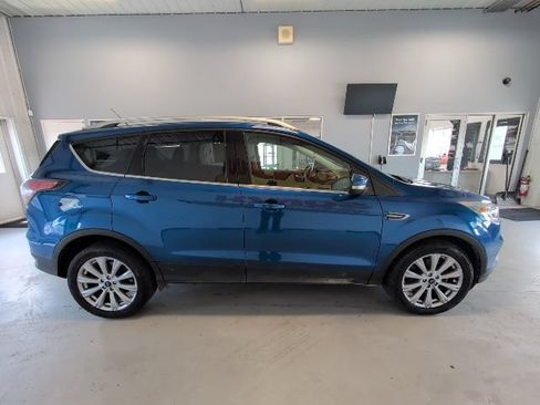Used 2017 Ford Escape Titanium AWD/4WD image 6