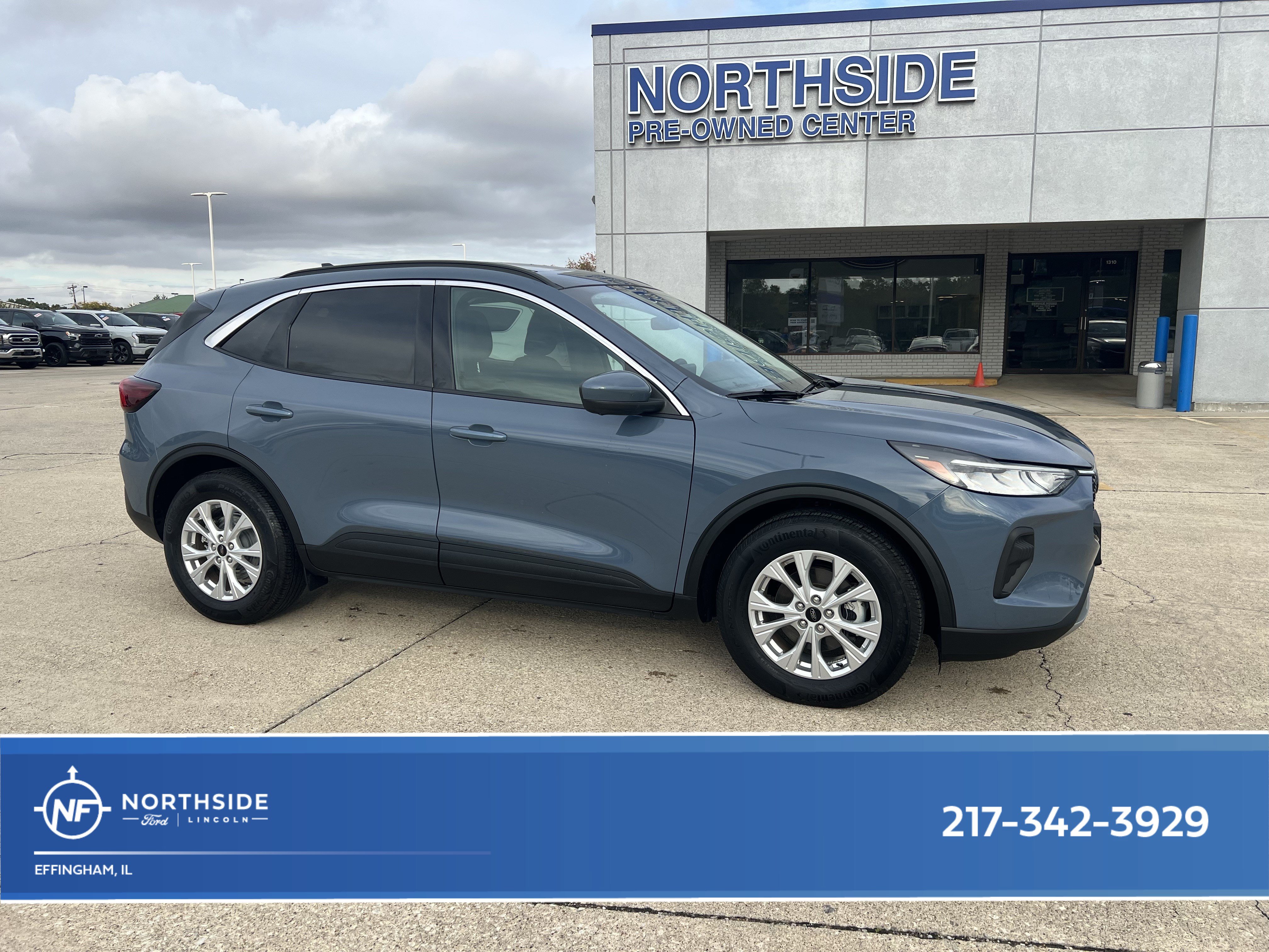 Used 2024 Ford Escape Active w/ Tech Pack #2 FWD image 1