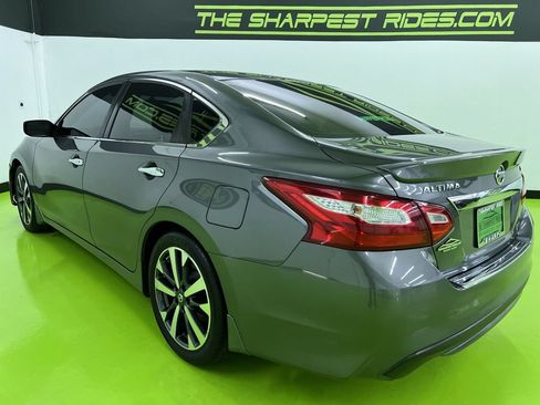 Used 2016 Nissan Altima 2.5 SR FWD image 7
