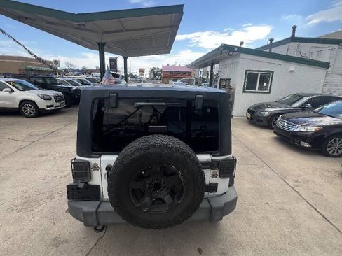 Used 2015 Jeep Wrangler Unlimited Sport w/ Quick Order Package 24S AWD/4WD image 18