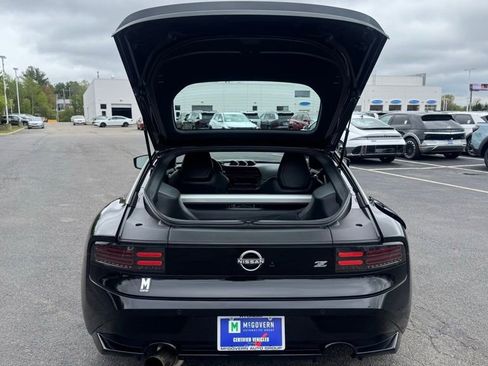 Used 2024 Nissan Z Performance w/ Floor Mat Package RWD image 9