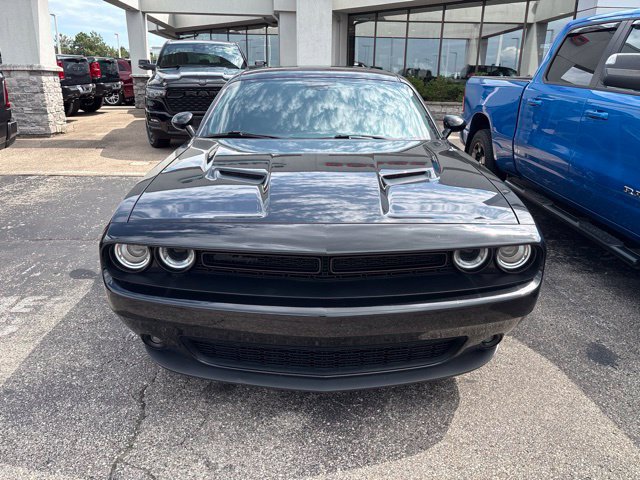 Used 2021 Dodge Challenger SXT w/ Blacktop Package RWD image 2