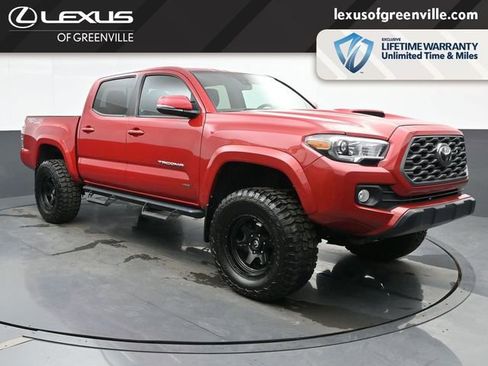 Used 2022 Toyota Tacoma TRD Sport w/ Technology Package image 1