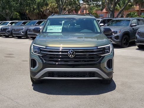 New 2026 Volkswagen Atlas Cross Sport SE FWD image 2