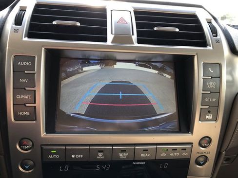 Used 2019 Lexus GX 460 Premium AWD/4WD image 22