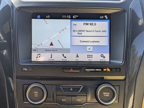 Used 2018 Ford Explorer XLT w/ Equipment Group 202A image 16