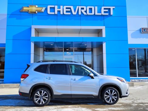 Used 2022 Subaru Forester Limited w/ Popular Package #2 image 34