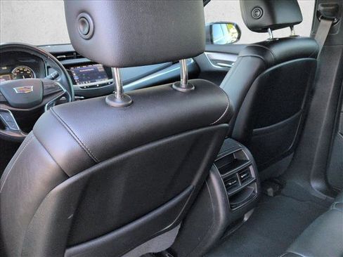 Used 2021 Cadillac XT5 Luxury image 17