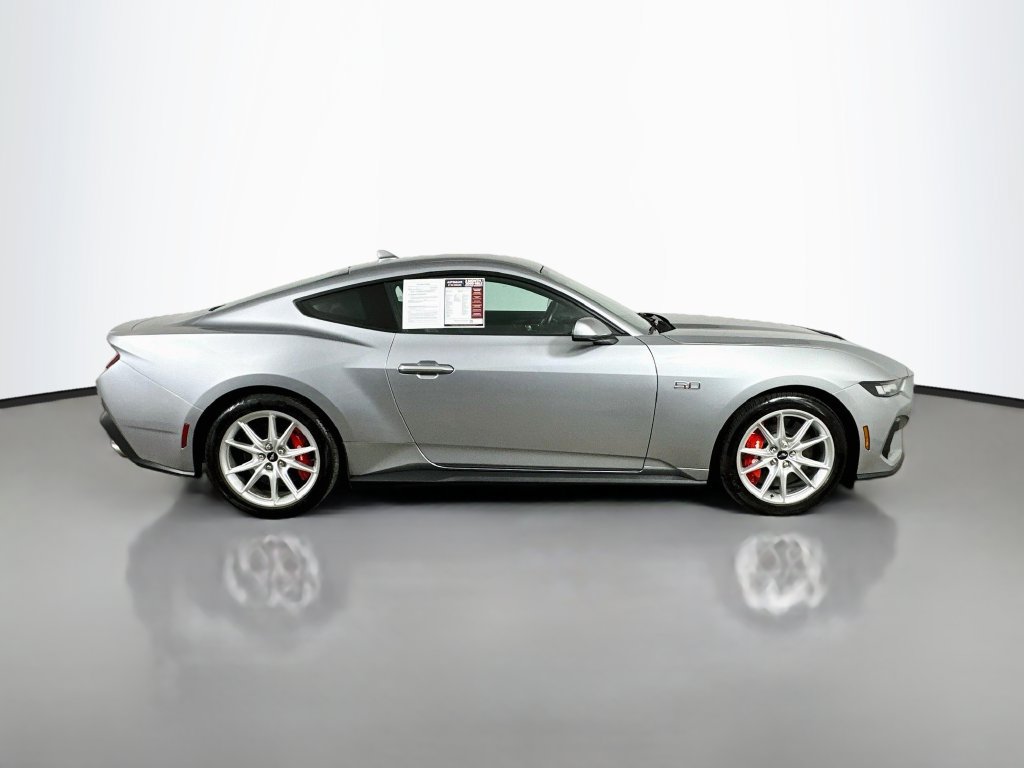 Used 2024 Ford Mustang GT Premium RWD image 7