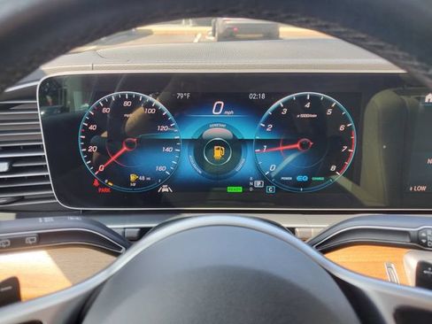 Used 2022 Mercedes-Benz GLS 450 4MATIC image 25
