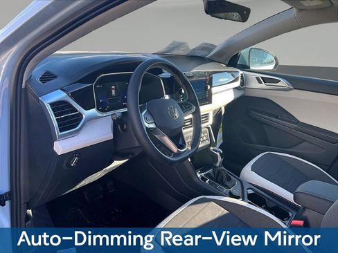 New 2026 Volkswagen Taos SE AWD/4WD image 10